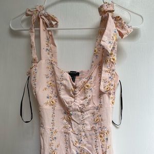 Forever 21 in S size, floral dress, worn one time only